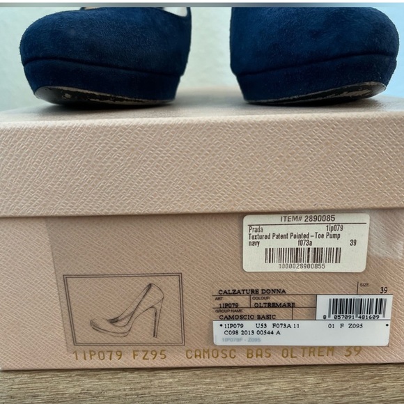 ⭐️ Pre-owned Prada Calzature Donna Suede Pump in Oltremare, Size 39 WITH BOX ⭐️ - Picture 5 of 8